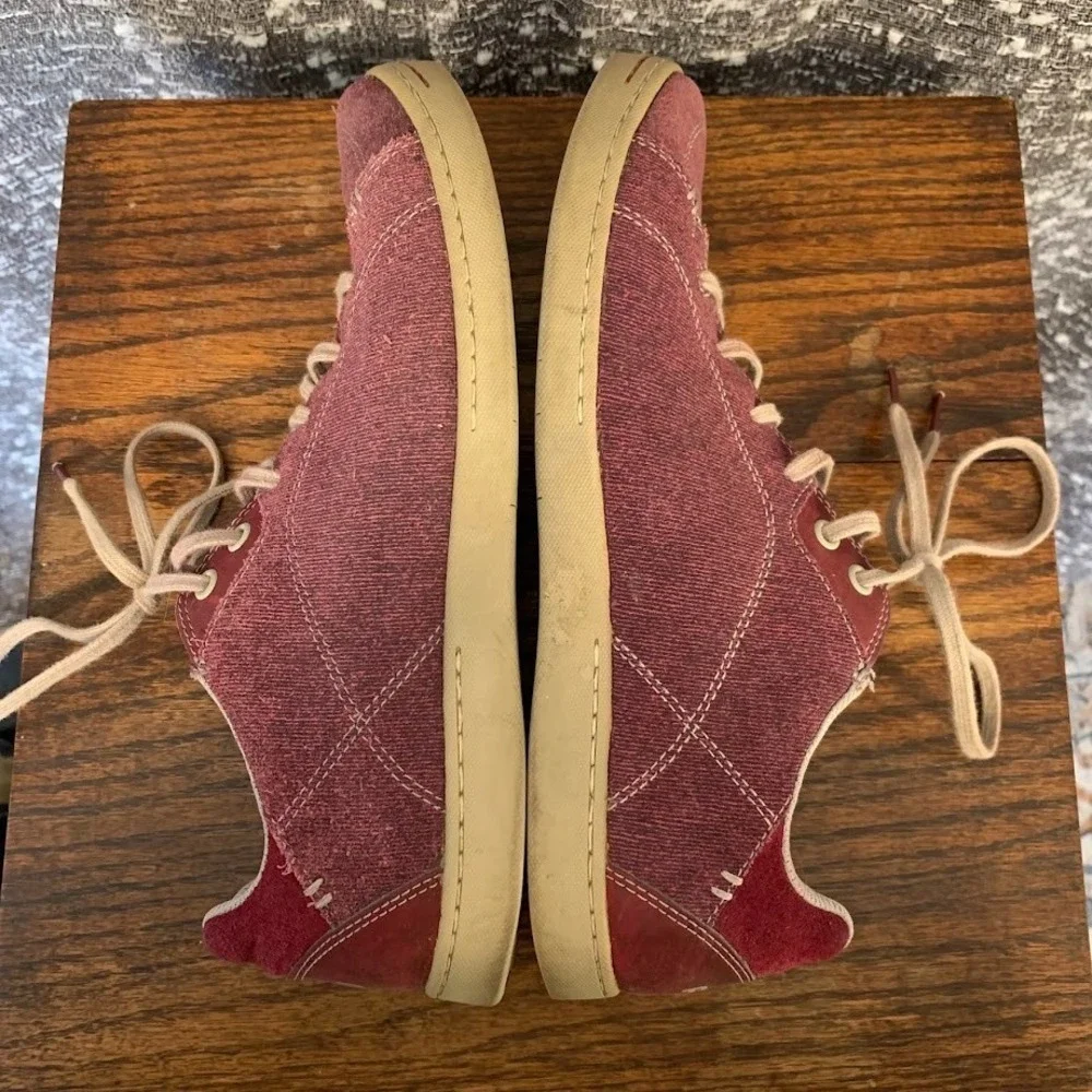 AHNU Noe Casual Red Canvas Suede Walking Casual Shoes Women's‎ 7.5 F8014G